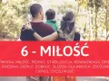Rodzina objęta ramionami, symbolizująca numerologiczną 6 mężczyzna. Miłość, harmonia, dom i opieka.