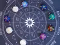 Kości do gry z symbolami zodiaku i numerologią 33.