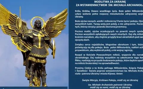 Pomnik św. Michała Archanioła, patrona Ukrainy, z mieczem i tarczą, w złotej zbroi. Modlitwa o pokój dla Ukrainy.
